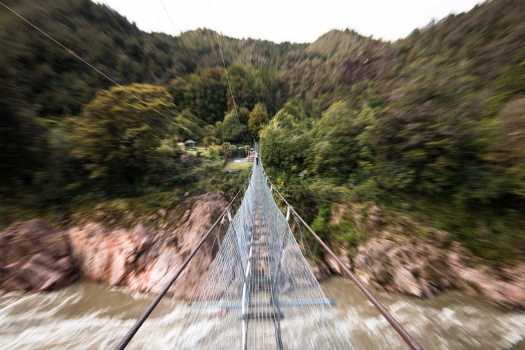 Über dem Buller River: Wie sich die längste Hängebrücke mit Höhenangst anfühlt